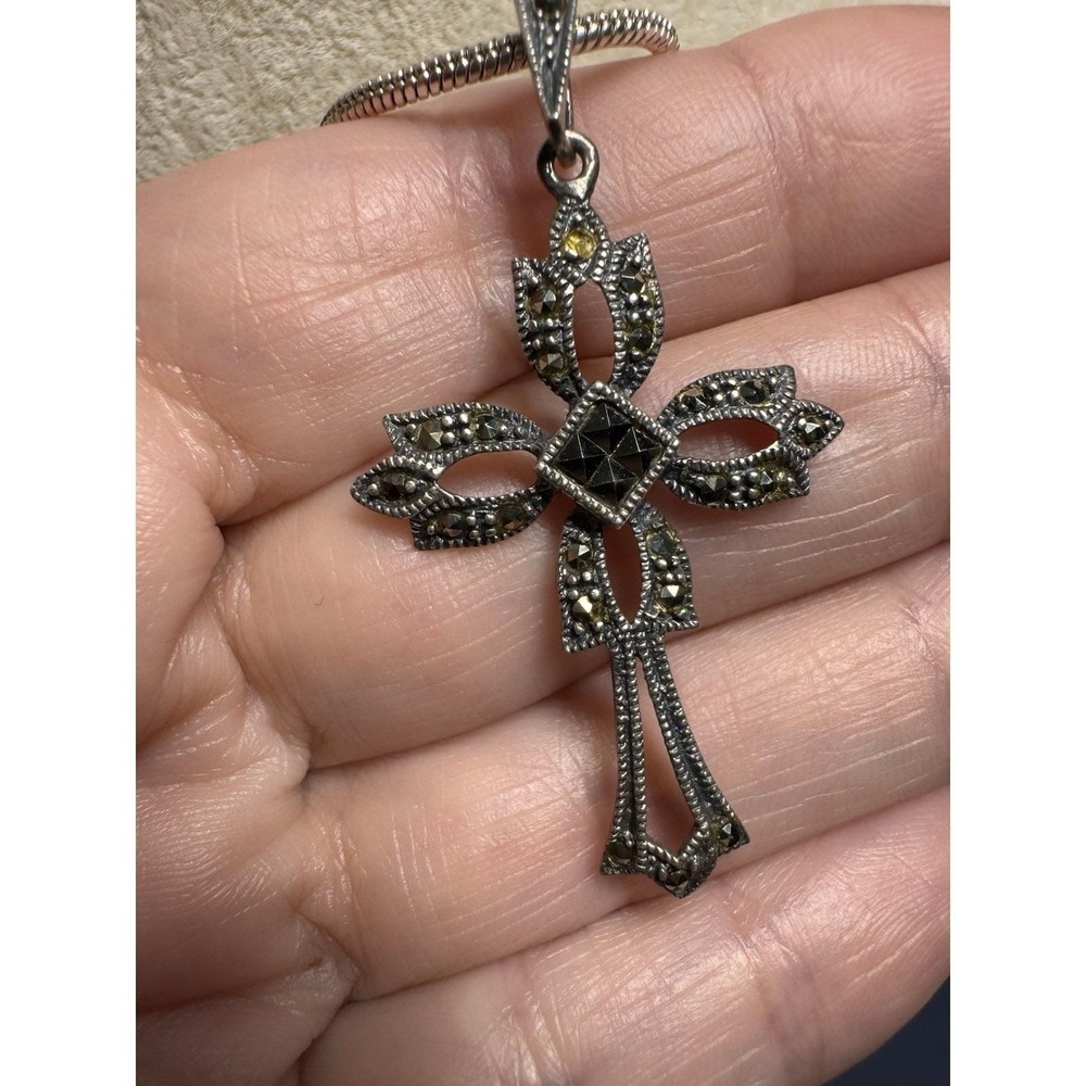 VTG 925 Sterling Silver Y2K Marcesite Whimsigoth Cross Pendant 18" Necklace